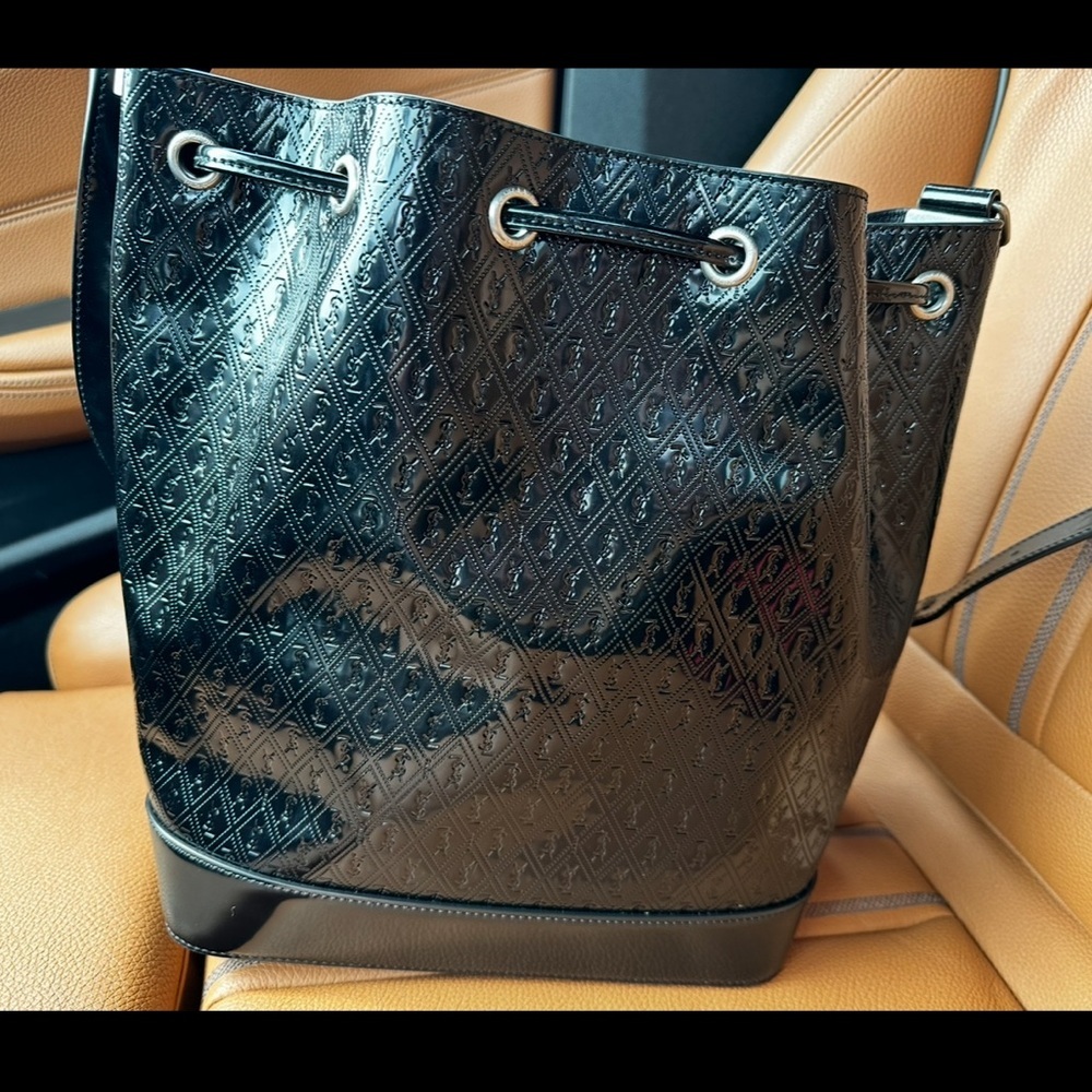 New Saint Laurent Le Monogram Bucket Bag in Spazzolato Leather - Picture 6 of 10